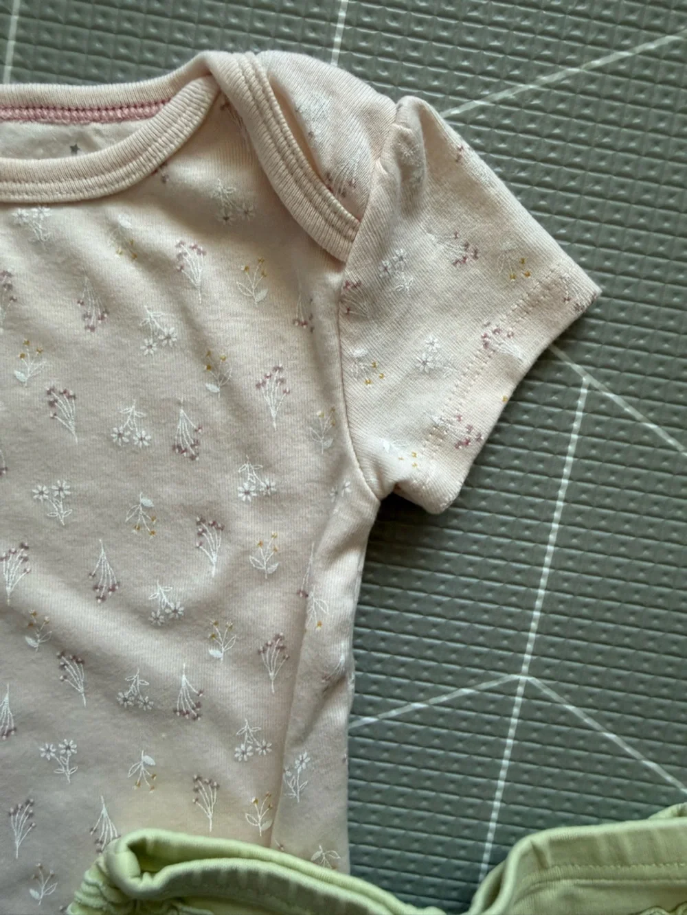 Cloud island|Baby girl set,light Pink ditsy floral Onesie & pastel lime pants•